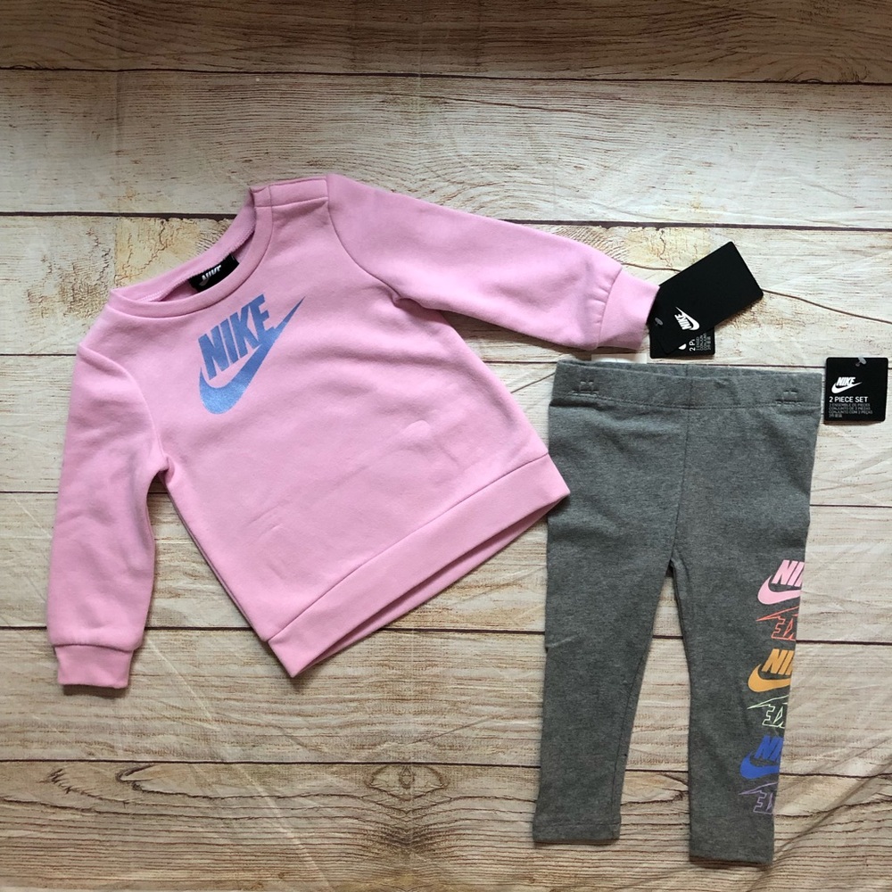 Nike Girls 2-piece set - NEW